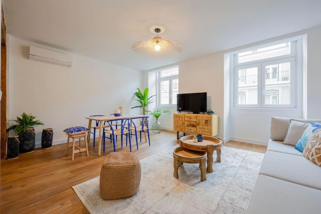 The Location In Downtown Apartment