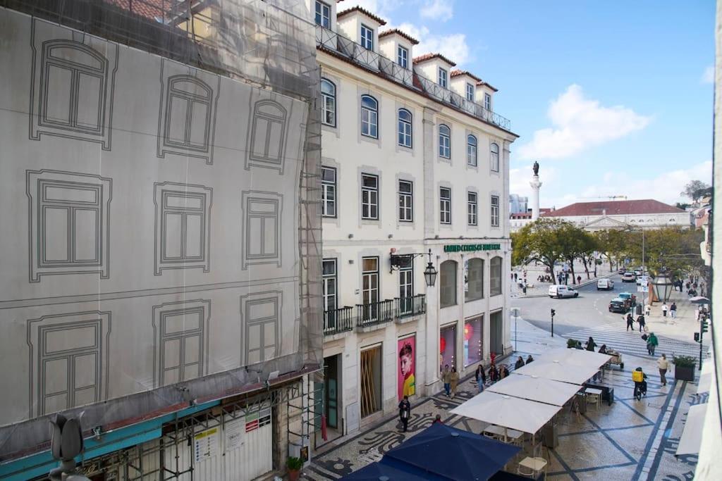 The Location In Downtown Lisbon